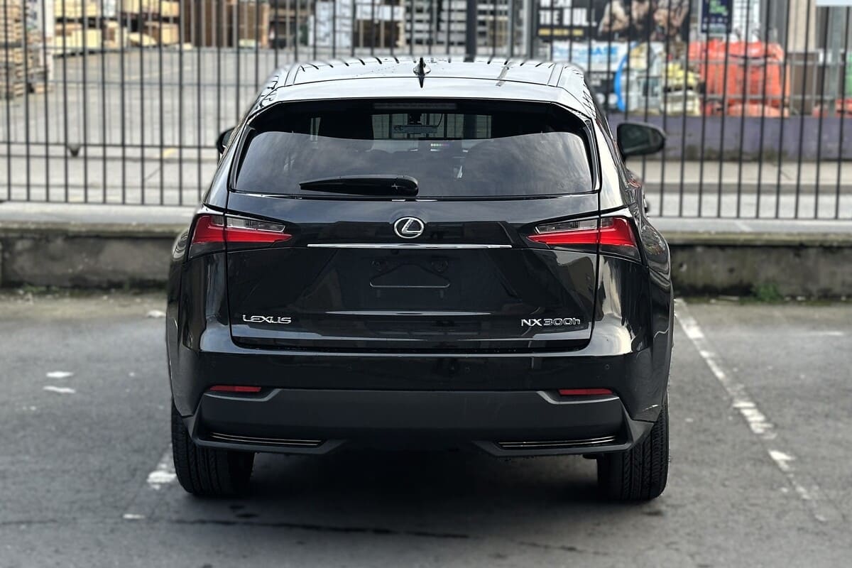 Lexus NX300h