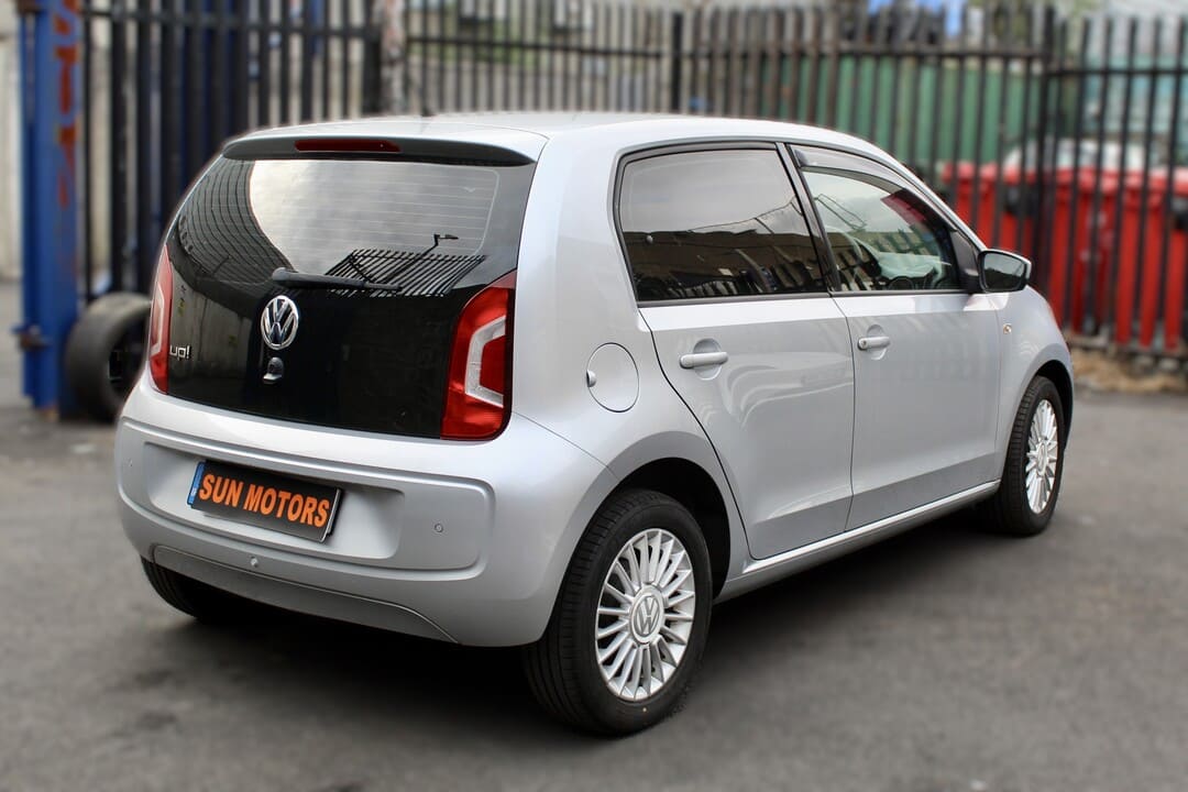 Volkswagen Up